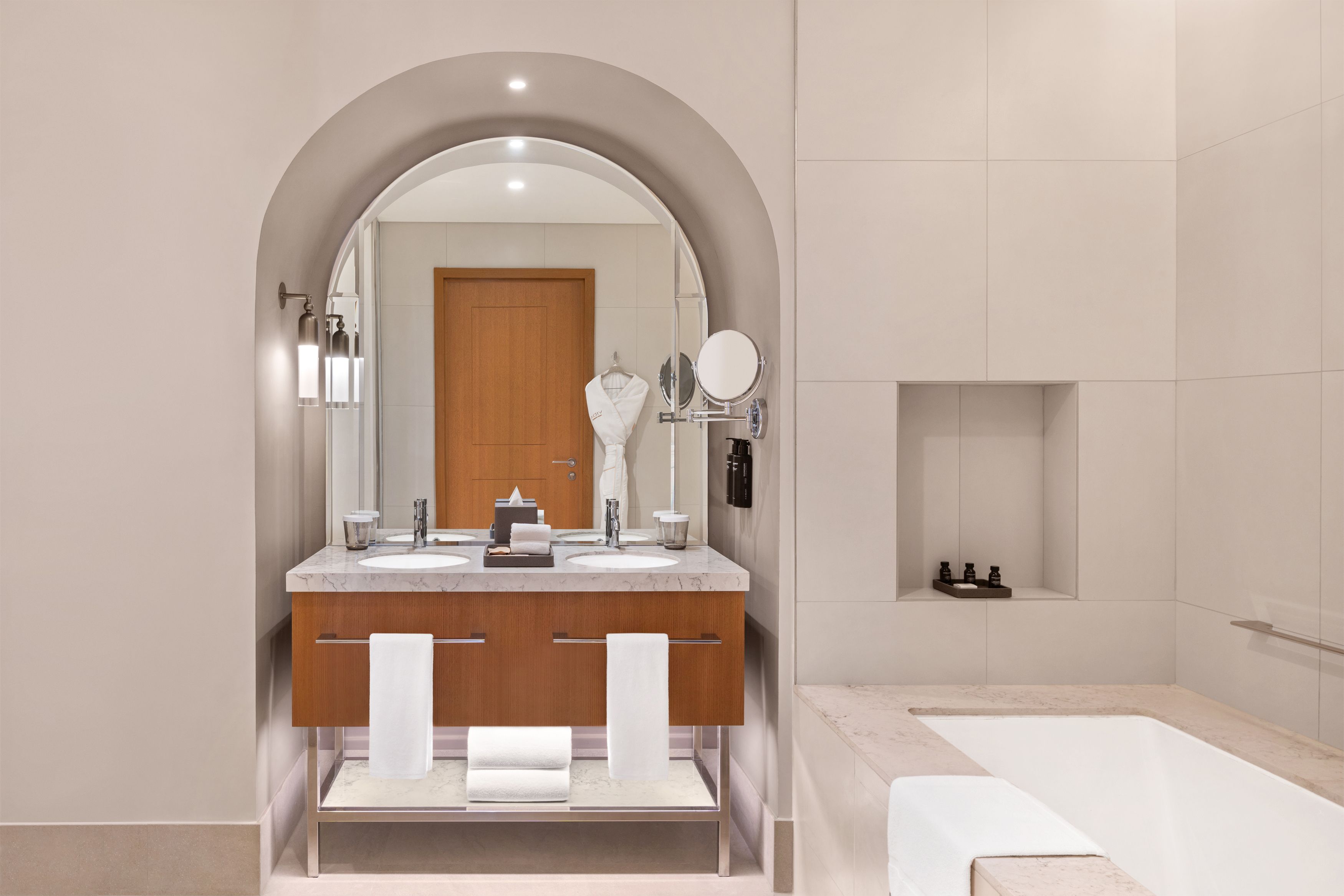 Lagoon Suite