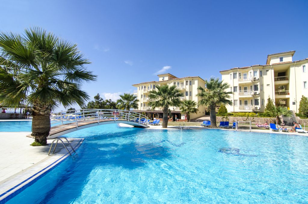 Piscina deschisă