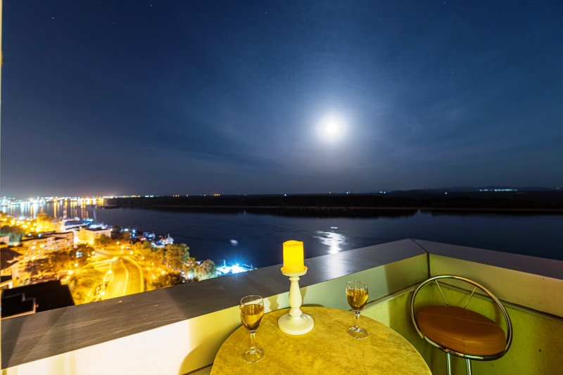 Sky Suite Balcony Danube view