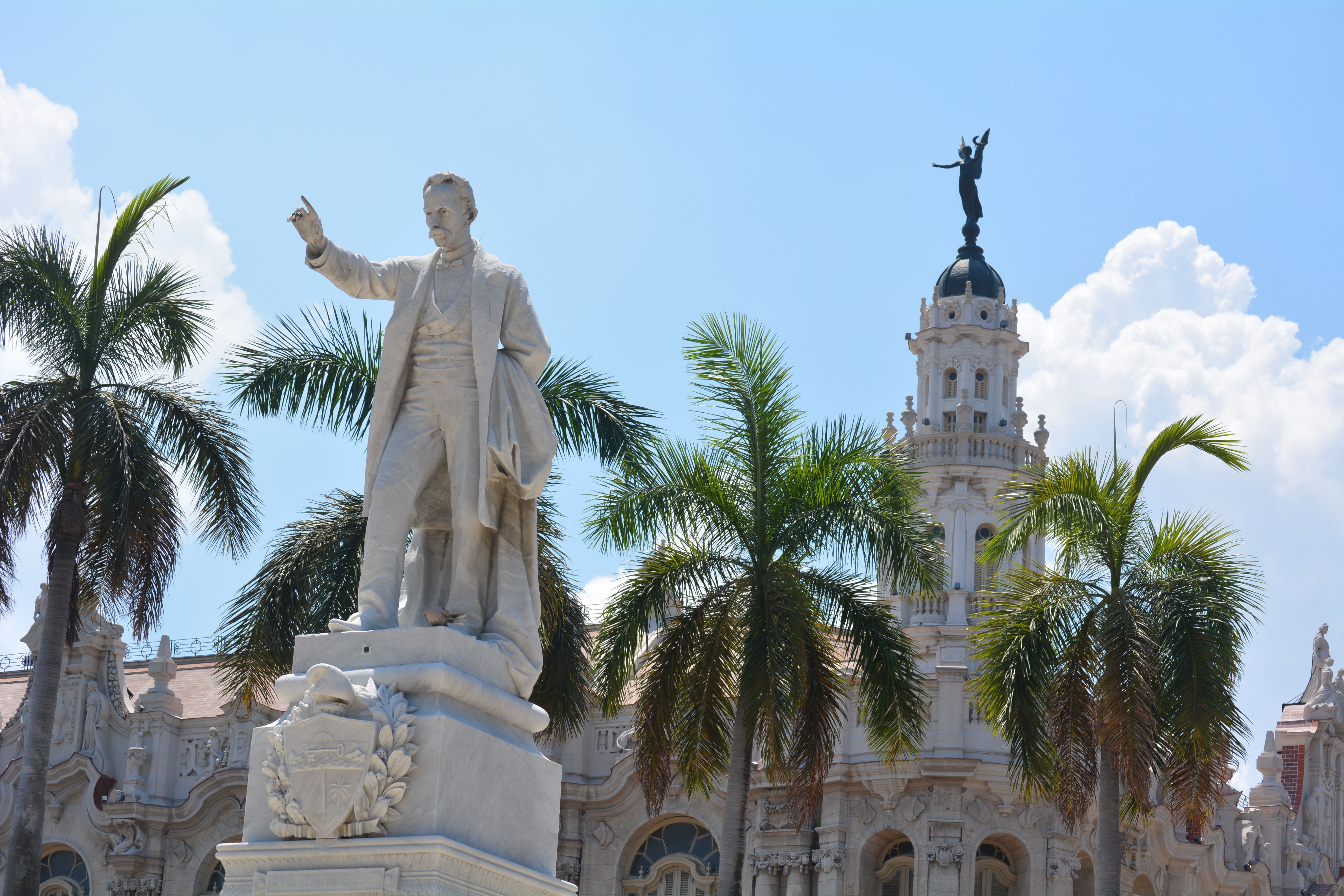 Кубинская гавана. Памятник Хосе Марти Гавана. Гавана Куба. Куба город Гавана. Куба памятник Хосе Марти.