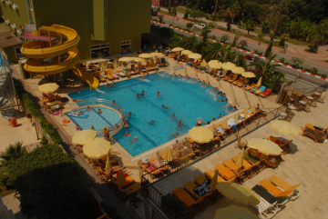 Piscina deschisă