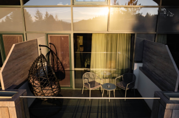 Terrace comfort room