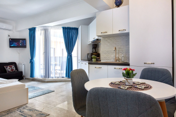 Garsoniera Alegria Solid House