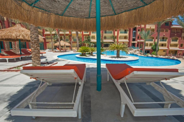 Piscina deschisă