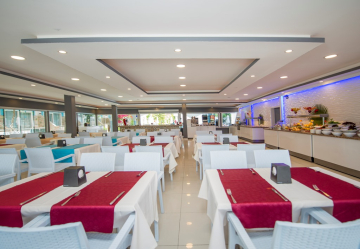 MAIN RESTAURANT