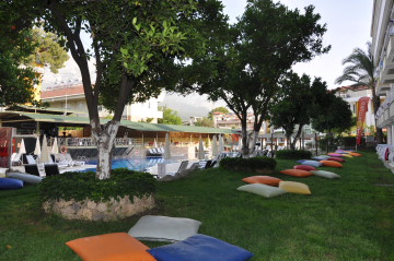 Piscina deschisă