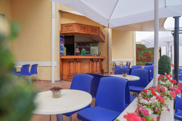 Pool_bar(2).jpg