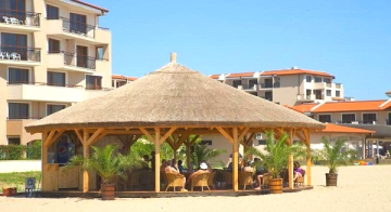 Obzor, Hotel Miramar, pool bar.jpg