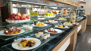 MAIN RESTAURANT