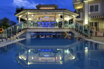 SPRING POOL BAR
