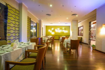 aquila restaurant