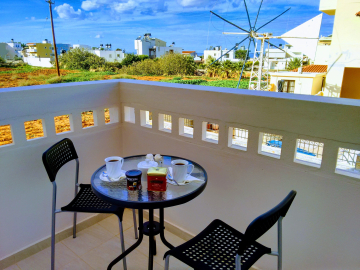 SUPERIOR 1 BEDROOM APARTMENT SIDE SEA VIEW OR POOL VIEW BALCONY OR TERRACE