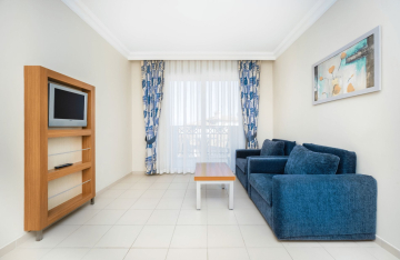 CORAL ROOM