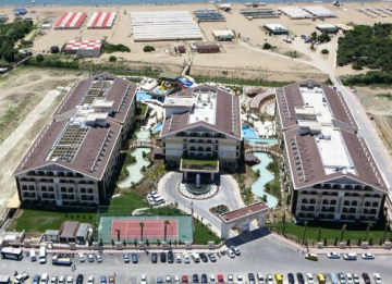 Hotel Crystal Palace Luxury Resort & Spa.JPG