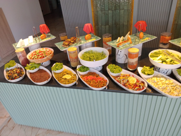 MAIN RESTAURANT