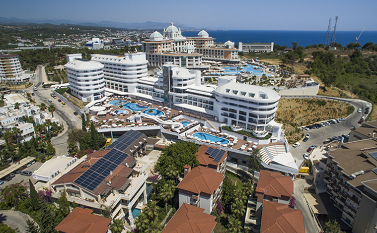 Laguna Beach Alya Hotel